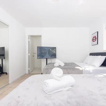 One Bedroom Apartment - With Parking & Balcony - Heart Of Wynwood Miami Exterior photo